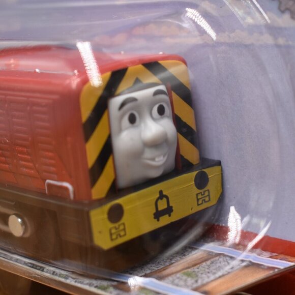 Salty w/ Tender Motorized Trackmaster Revolution Train Tank Engine Mattel New - Picture 8 of 12